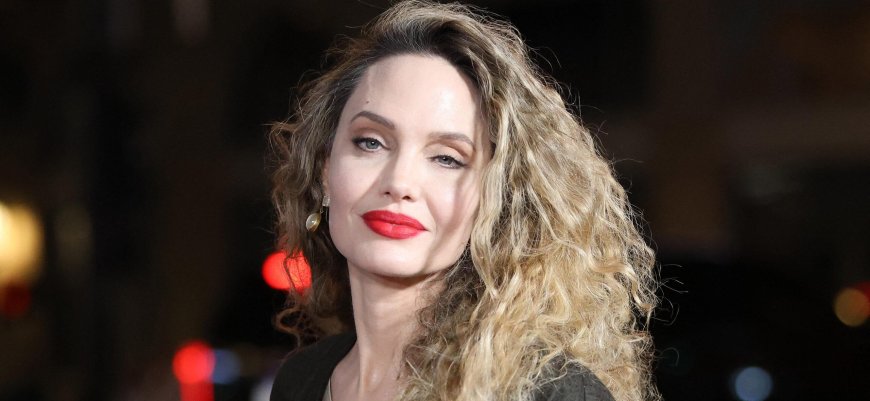 Angelina Jolie Faces Overwhelming Crowd In Chaotic Scene