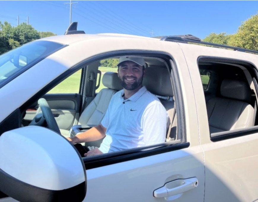 Scottie Scheffler auctions banged-up old car with 200,000 miles and golf legend makes astonishing bid