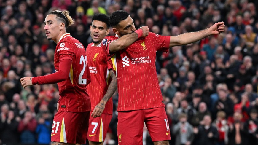 Premier League LIVE: Liverpool top after comeback, Man City beaten by Bournemouth, Arsenal lose at Newcastle in huge day for title race