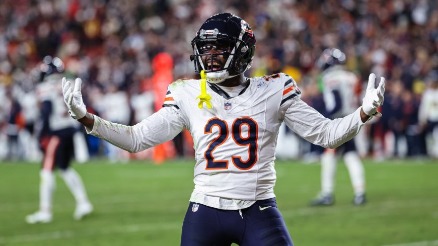 Embattled Chicago Bear has immature reaction to benching as he pulls himself out of practice