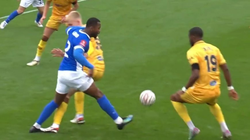 ‘Baffled’ – Birmingham City bizarrely denied clear penalty in strange FA Cup incident