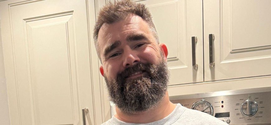 Philly Host Calls Out Jason Kelce For Breaking Fan’s Phone