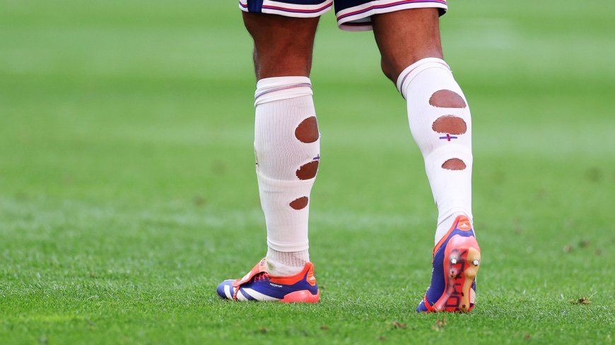 Why do players cut holes in their socks? Jude Bellingham and Bukayo Saka among many stars to make strange kit change