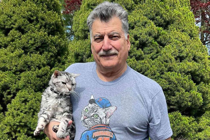 MLB Announcer Keith Hernandez Mourns Death of His 22-Year-Old Cat, Hadji: 'RIP My Little Guy'