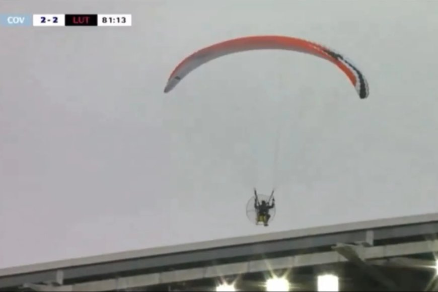 Championship clash temporarily suspended as man flies over stadium ahead of stunning Coventry comeback