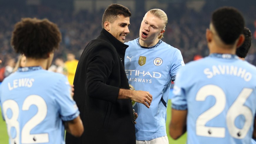 Rodri ceremony appears to delay kick-off for Man City vs Tottenham