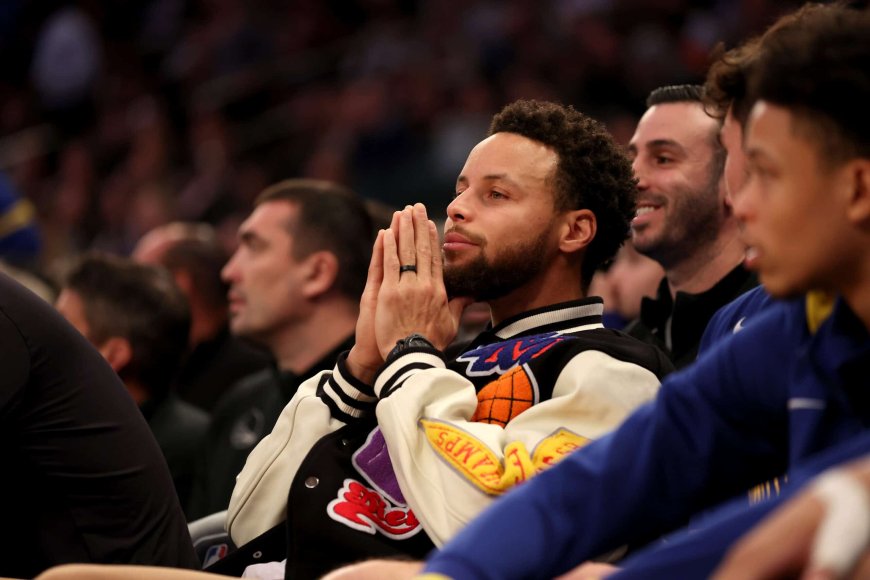 Steph Curry Gets Honest About His Knee Injury