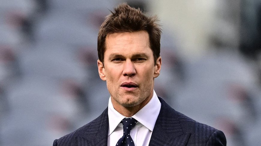 Tom Brady fires back at Eli Manning after former rival brutally trolled the NFL legend's 'thirst trap'