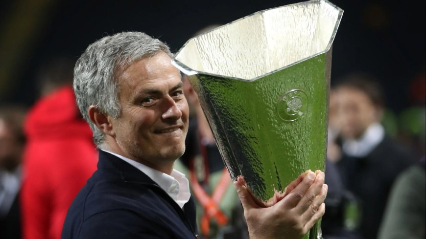 How many trophies has Jose Mourinho won? Special One clashes with Pep Guardiola over silverware collections