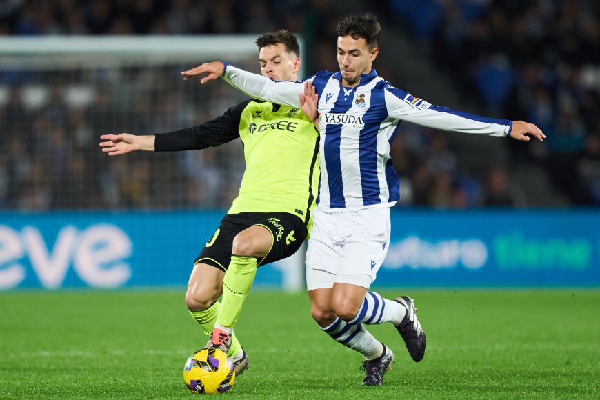 Real Sociedad on alert over Martin Zubimendi injury blow