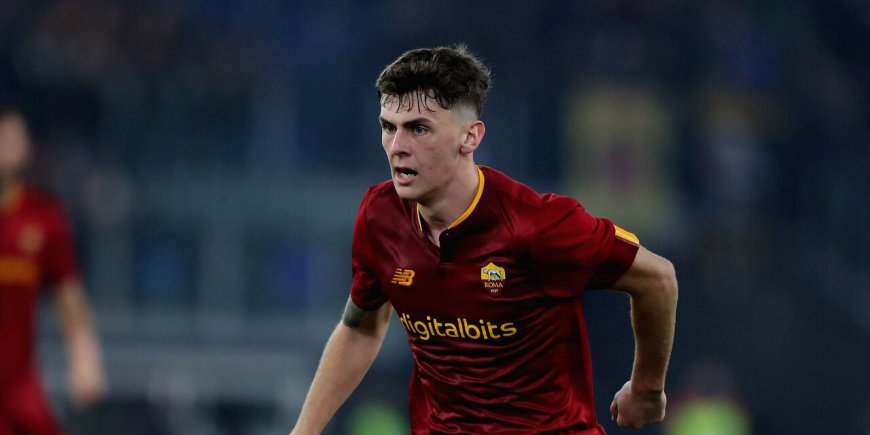 Lazio Join Race to Sign Former Roma Midfielder