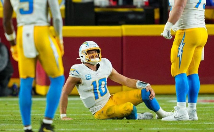 Chargers’ Justin Herbert suffered an ankle sprain in Week 14 vs. the Chiefs