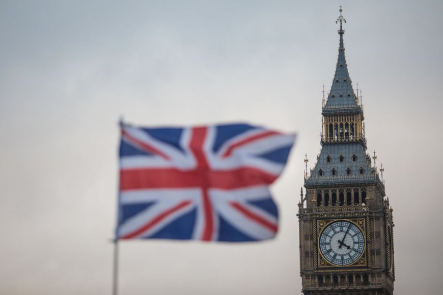 英国私营部门以四年来最快速度减少雇员