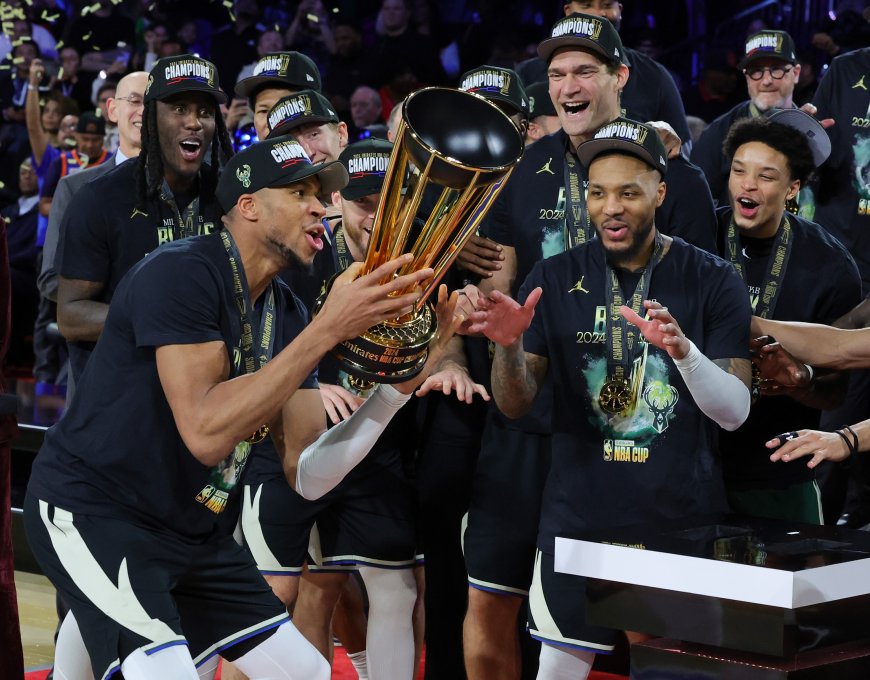 LOOK: Giannis Antetokounmpo loving that NBA Cup and other pictures of the day in the league