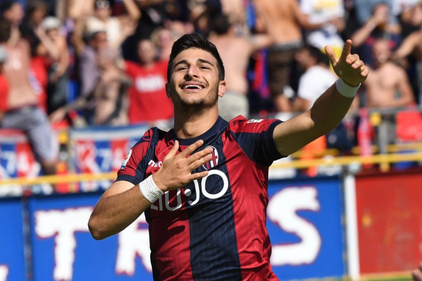 Bologna’s Riccardo Orsolini returns to training