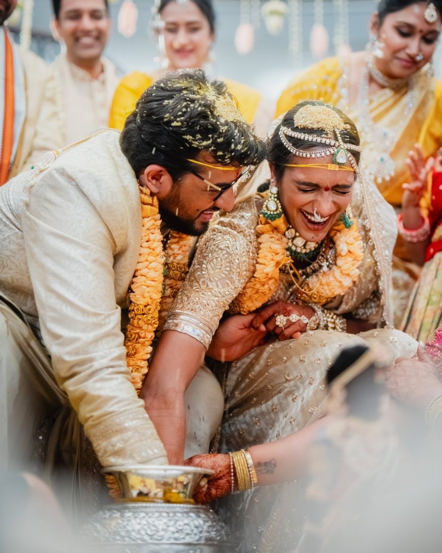 PV Sindhu's 1st Reaction After Getting Married Is All Heart - See Pics