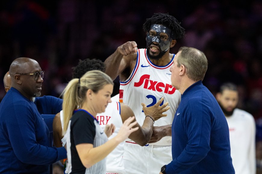 LOOK: Joel Embiid argues with ref Jenna Schroeder and other pictures of the day in the NBA