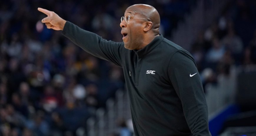 Mike Brown's Stern Press Conferences Wore On Players, Part Of Kings' Decision To Fire Him