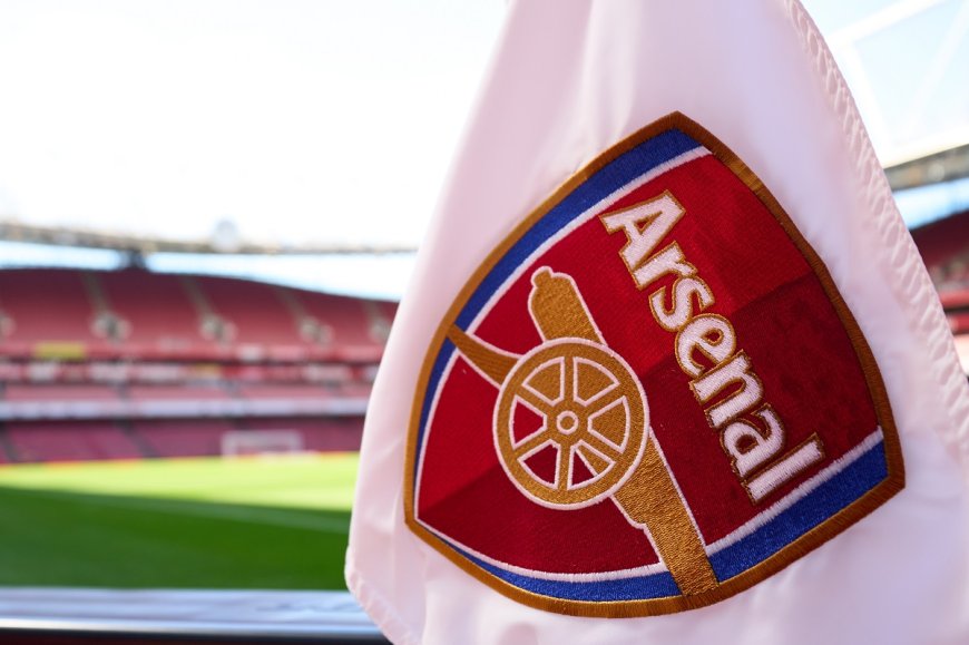 Exclusive: Arsenal, Tottenham hold talks with 25-year-old Premier League defender