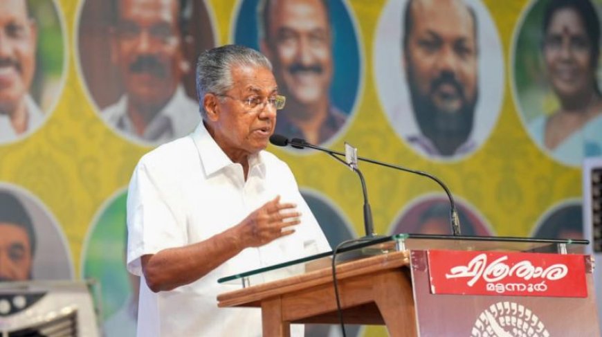 Kerala CM Slams Maharashtra Minister’s ‘Mini Pakistan’ Remark Against State