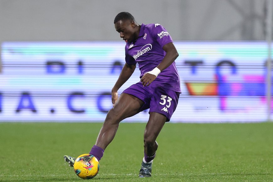 Roma Eye Fiorentina Fullback, Ponder Pair of Departures