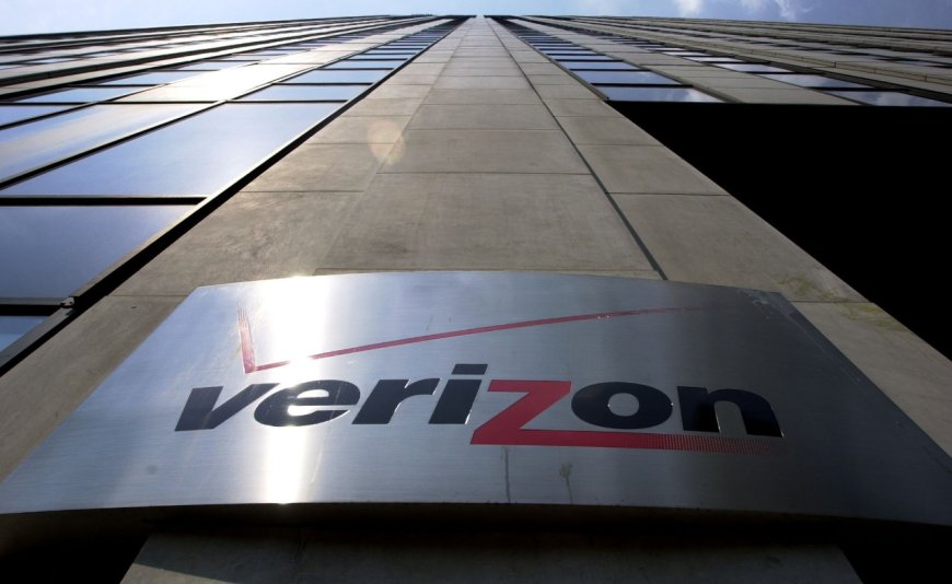 Verizon Makes Slight Gains Ahead of FanFest