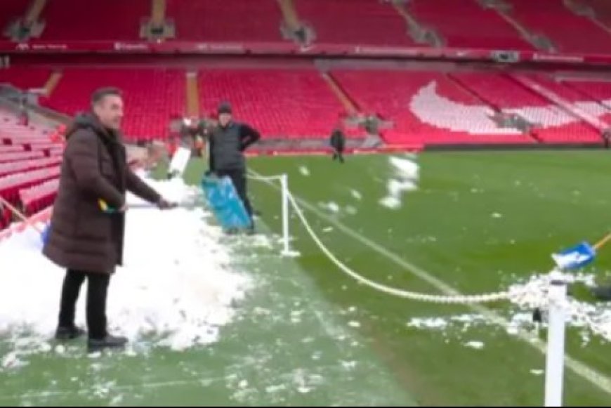 Gary Neville takes hilarious measures to try and cancel Liverpool vs Manchester United