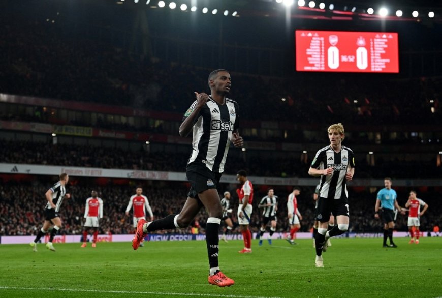 Newcastle Win At Arsenal To Put One Foot In League Cup Final