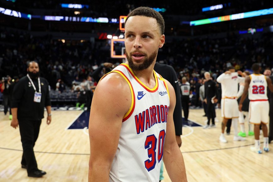 Steph Curry Has Honest Admission About Warriors’ Offense