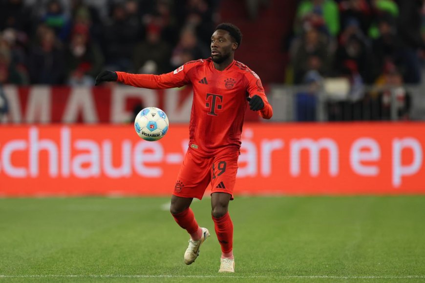 Alphonso Davies ‘further away’ from Real Madrid with Bayern Munich meeting to come