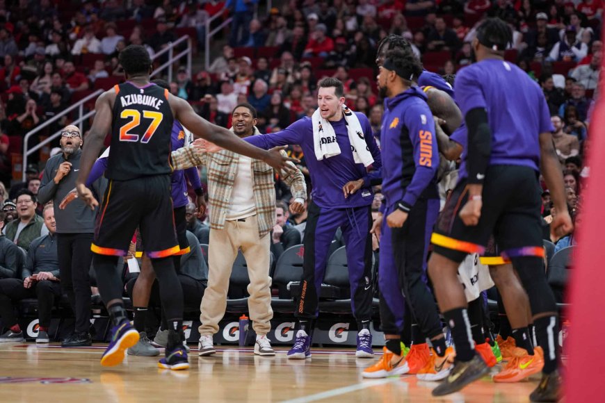 Rockets Are Reportedly Interested In Suns Star