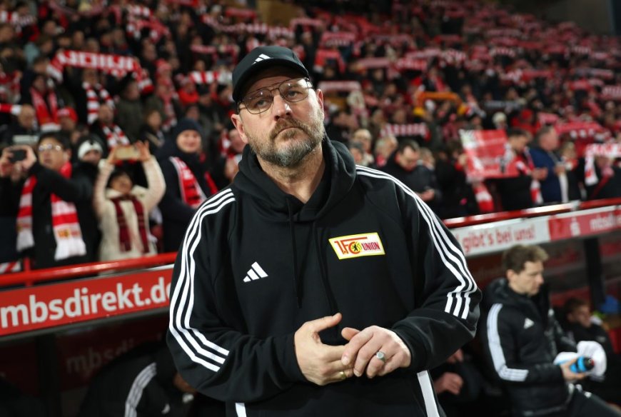 Union Berlin’s Steffen Baumgart defends back-four and explains Yorbe Vertessen benching