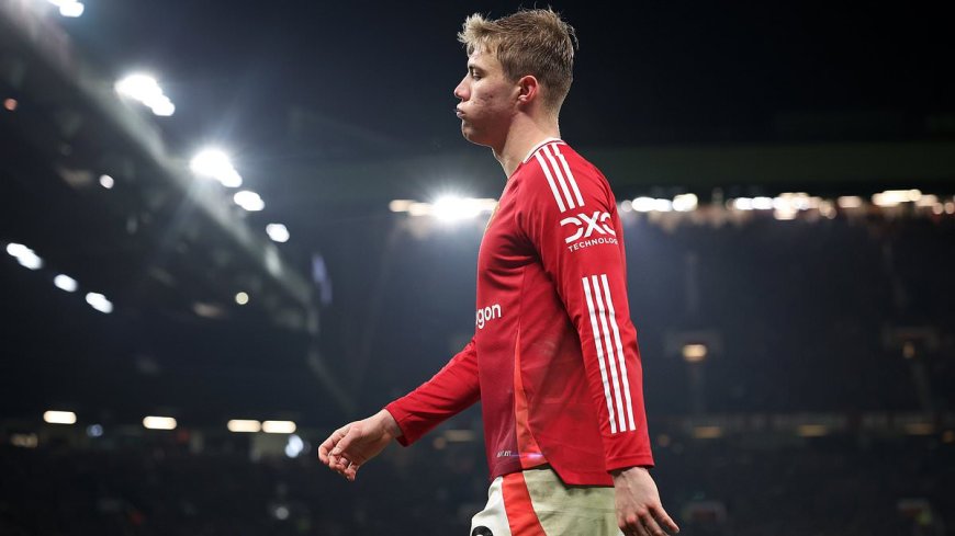 Ruben Amorim defends Rasmus Hojlund after frustrated forward's goal drought hits eight games – as Man United boss admits a 'team problem'