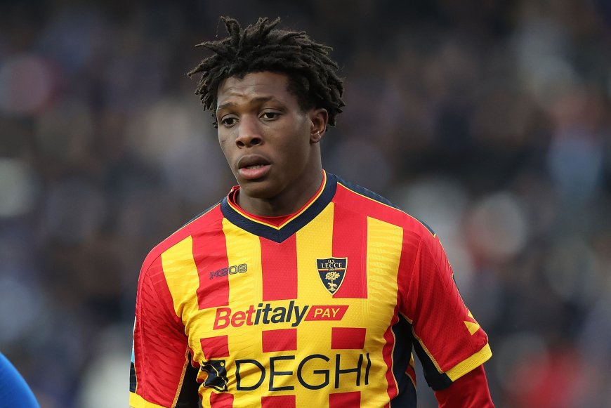 Lecce Reject First Bid from Manchester United for Dorgu