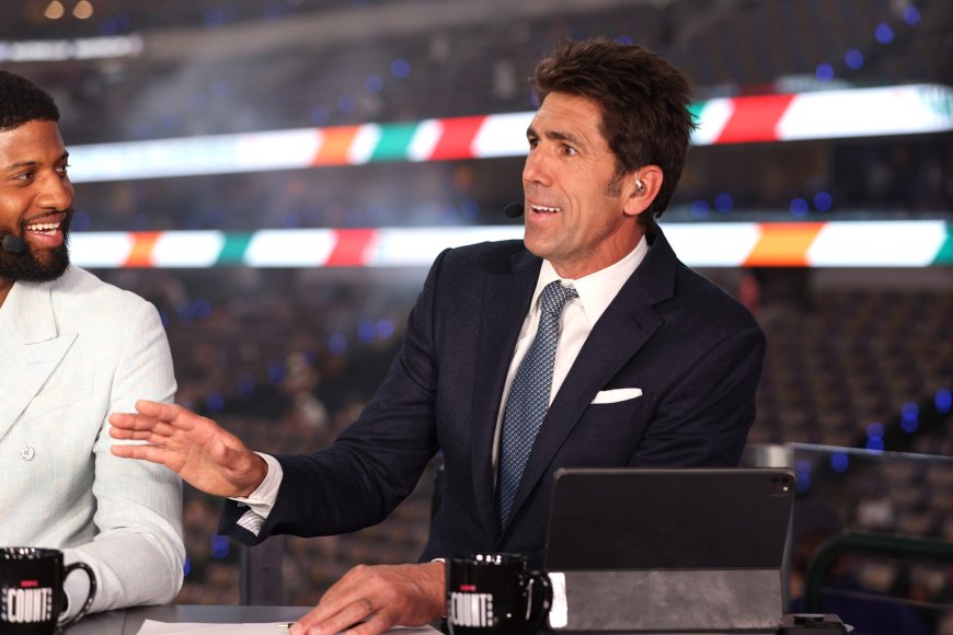 Bill Simmons Says There Is ‘Buzz’ About Bob Myers Taking A New Job