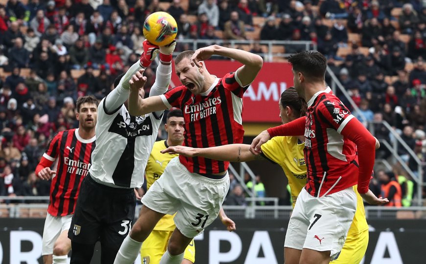 Milan Defender Determined to Stay Despite Chatter