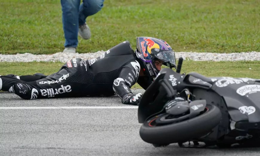 MotoGP champion Martin taken to hospital after Malaysia crash