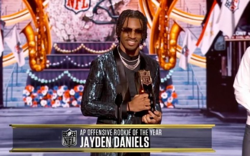 Jayden Daniels won AP offensive rookie of the year in 2024