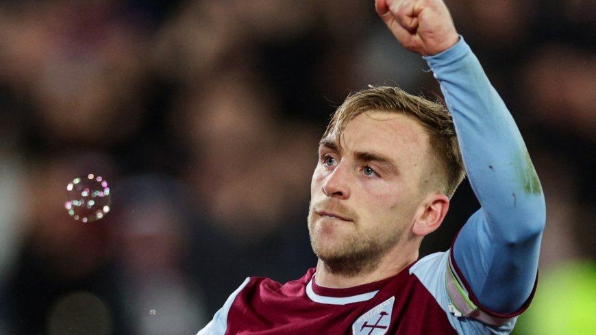 West Ham star Jarrod Bowen creates history without even playing a game