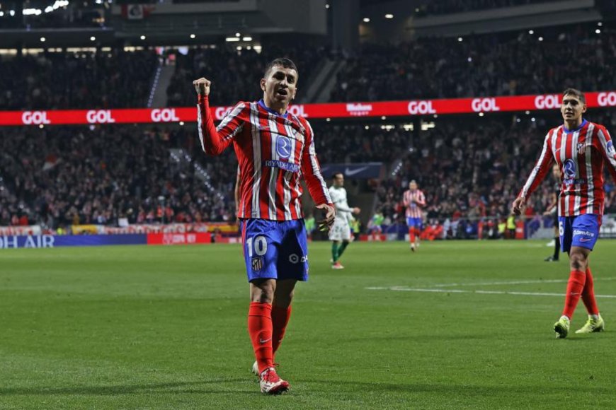 Atletico Madrid yet to clarify future with clutch forward