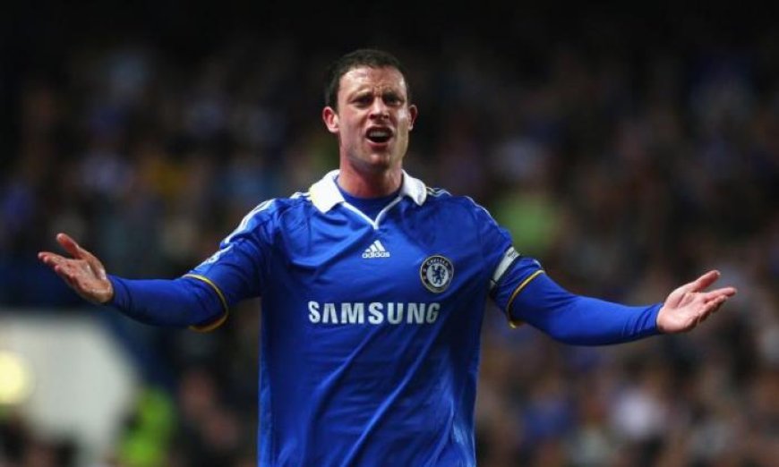 Wayne Bridge reveals shocking moment Chelsea star knocked out teammate on training ground