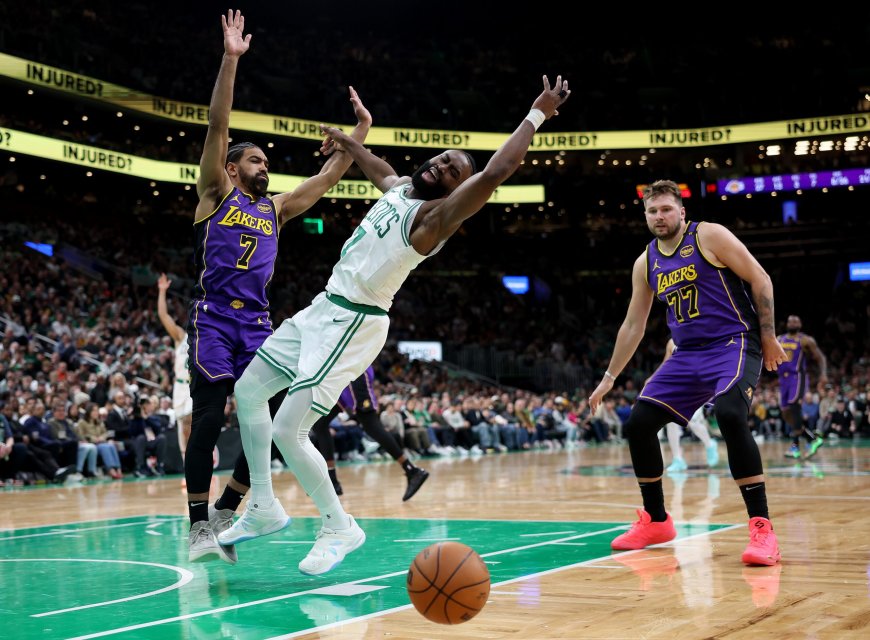 Jaylen Brown Says Lakers, Celtics Had Playoff-Type Atmosphere