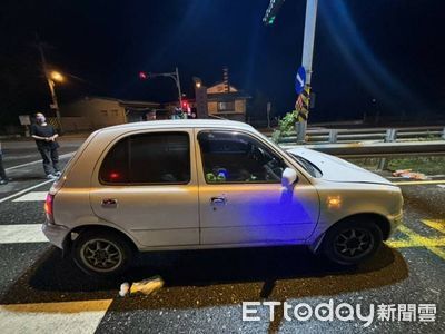 花蓮機車擦撞自小客！噴飛驚悚畫面曝光　騎士昏迷急送醫