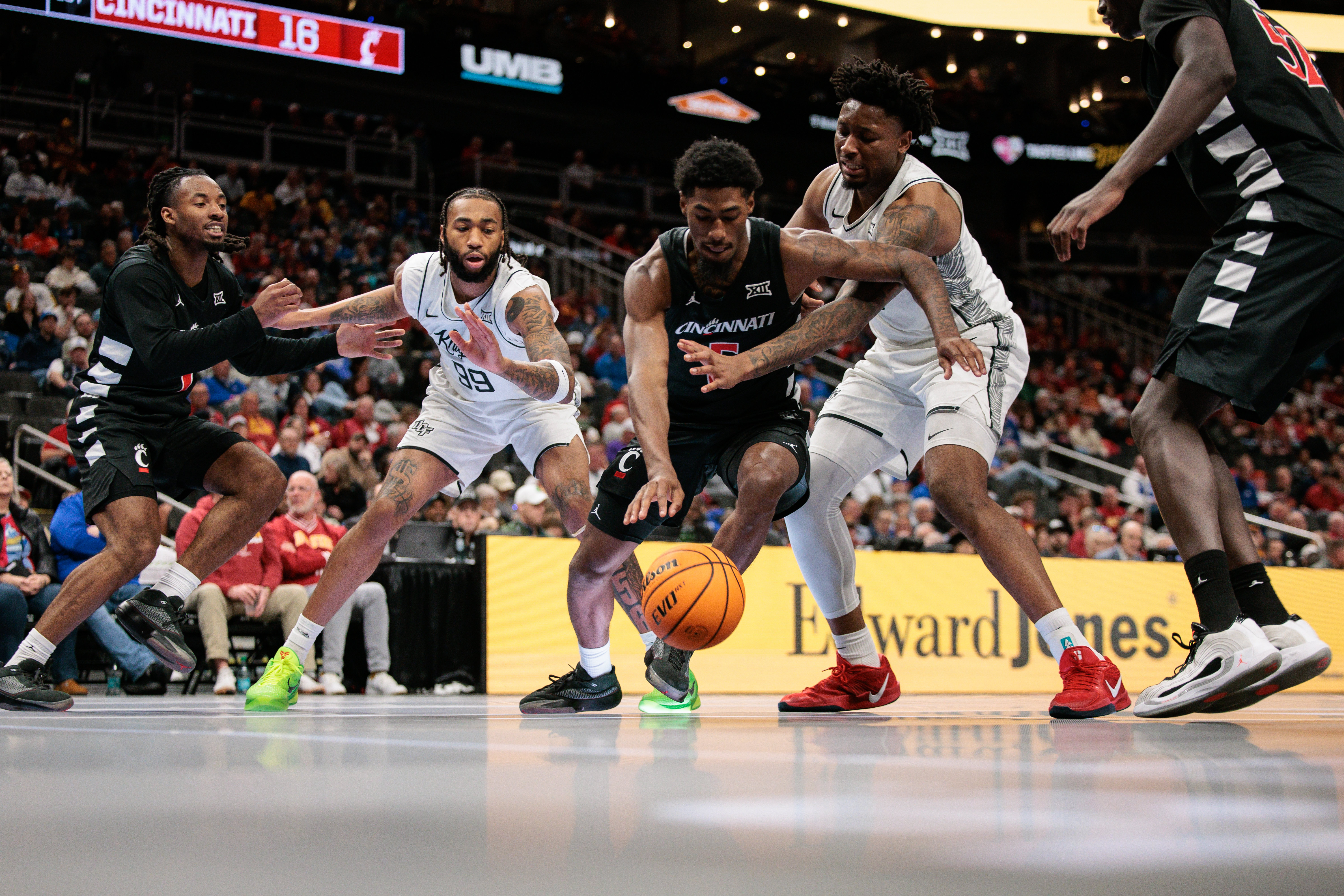 arizona-wildcats-ucf-knights-cincinnati-bearcats-big12-tournament-recap-2026