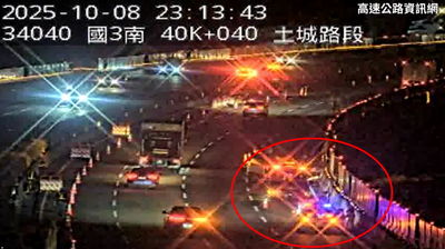 深夜不平靜！　國1火燒車、國3追撞翻覆