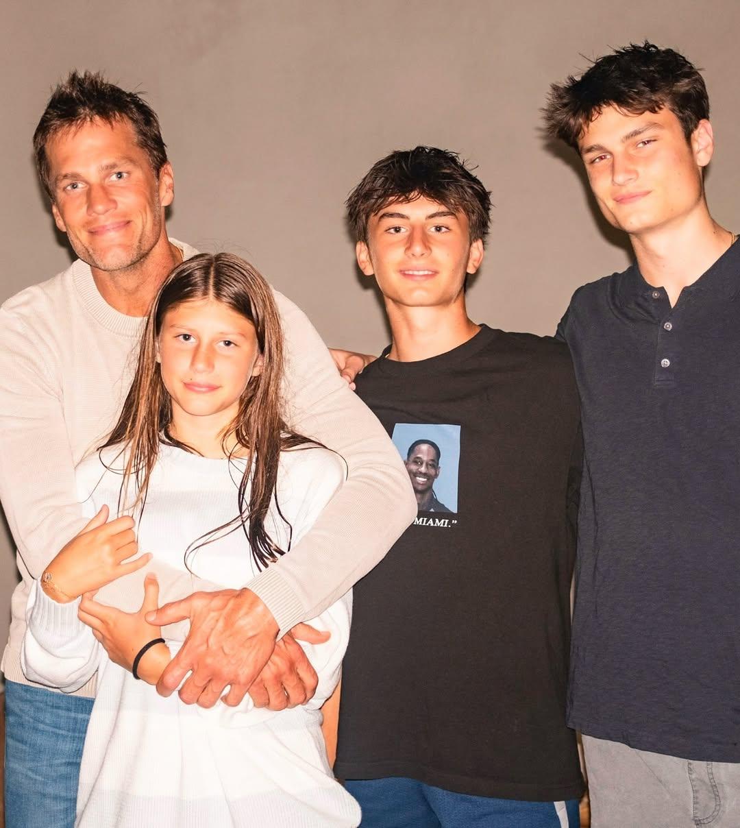 Gisele B&uuml;ndchen's ex-husband Tom Brady and his kids