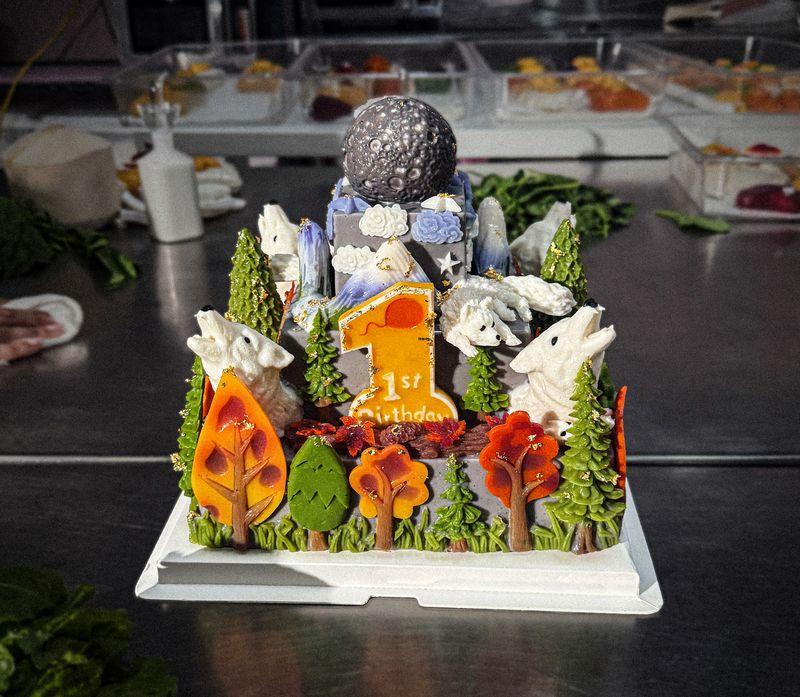 Romulus and Remus's birthday cake