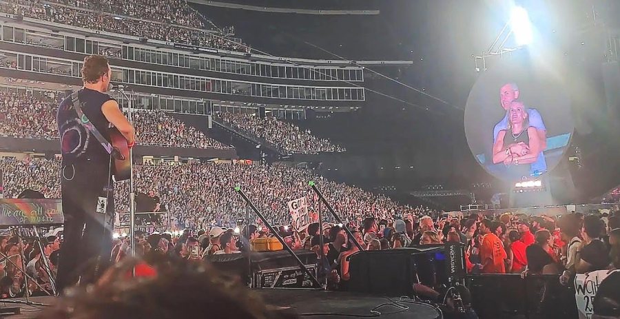 Woman From Viral Coldplay Concert Video Was Energized to Meet CEO Andy Byron Upon Hiring 010 011