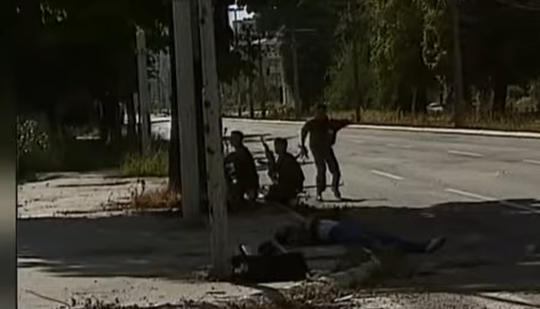 波黑战争期间，萨拉热窝遭遇长达近4年的围困，导致超过1.1万人丧生。