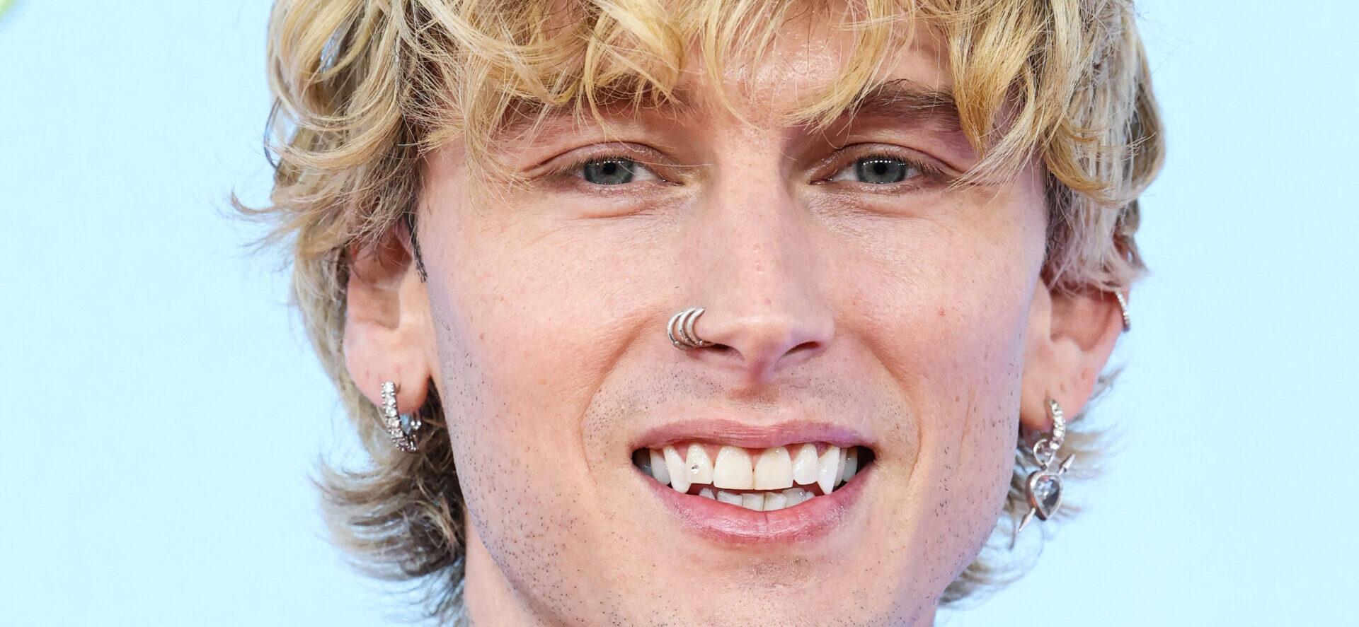 MGK at 2025 Nickelodeon Kids' Choice Awards